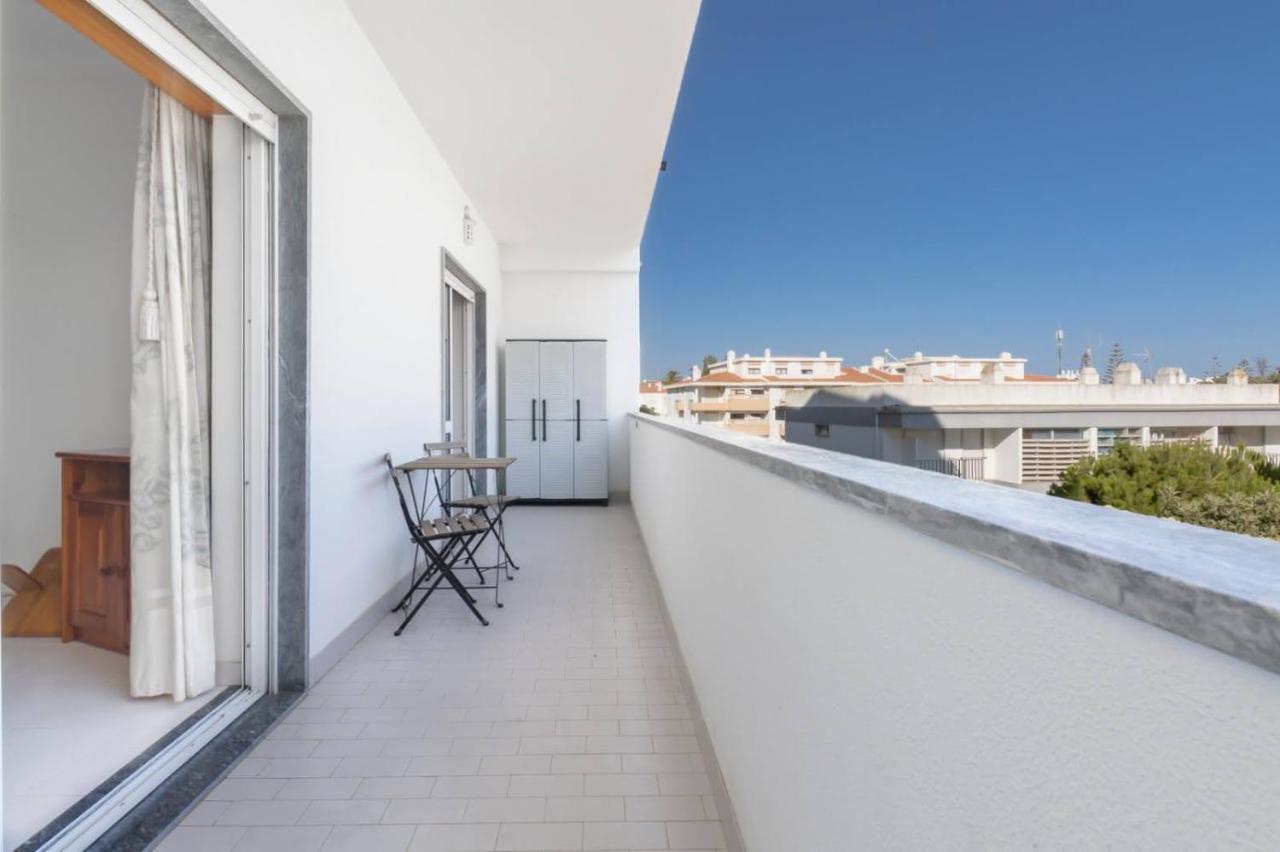 Cozy Apartment In Lagos Exterior foto